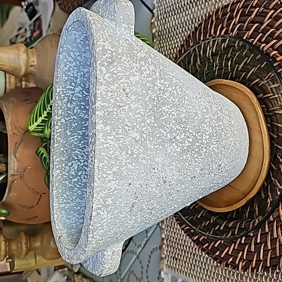 Final $! Threshold studio mcgee rustic decorative urn vase - Picture 5 of 5